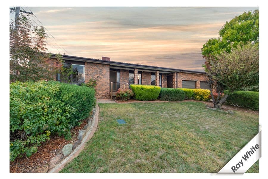 5 Clayton Place, FADDEN ACT 2904, Fadden - Image 1