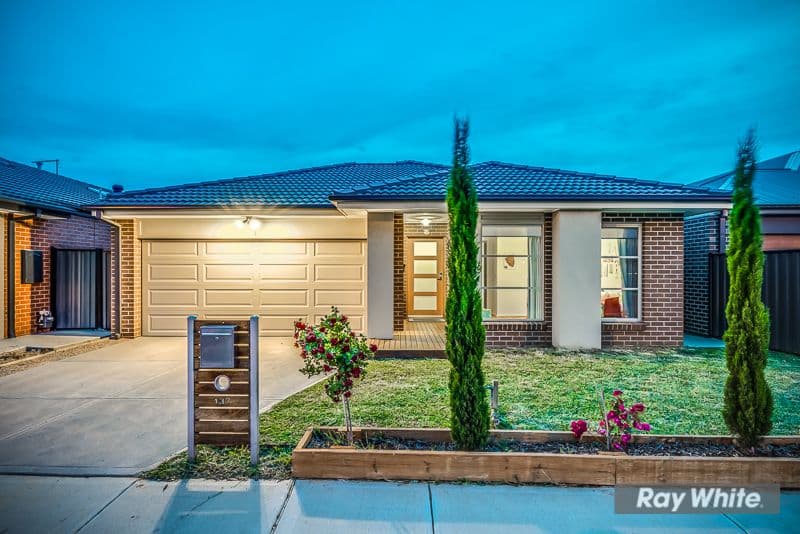 137 ELMHURST Road, Truganina VIC 3029, Truganina - Thumbnail 2