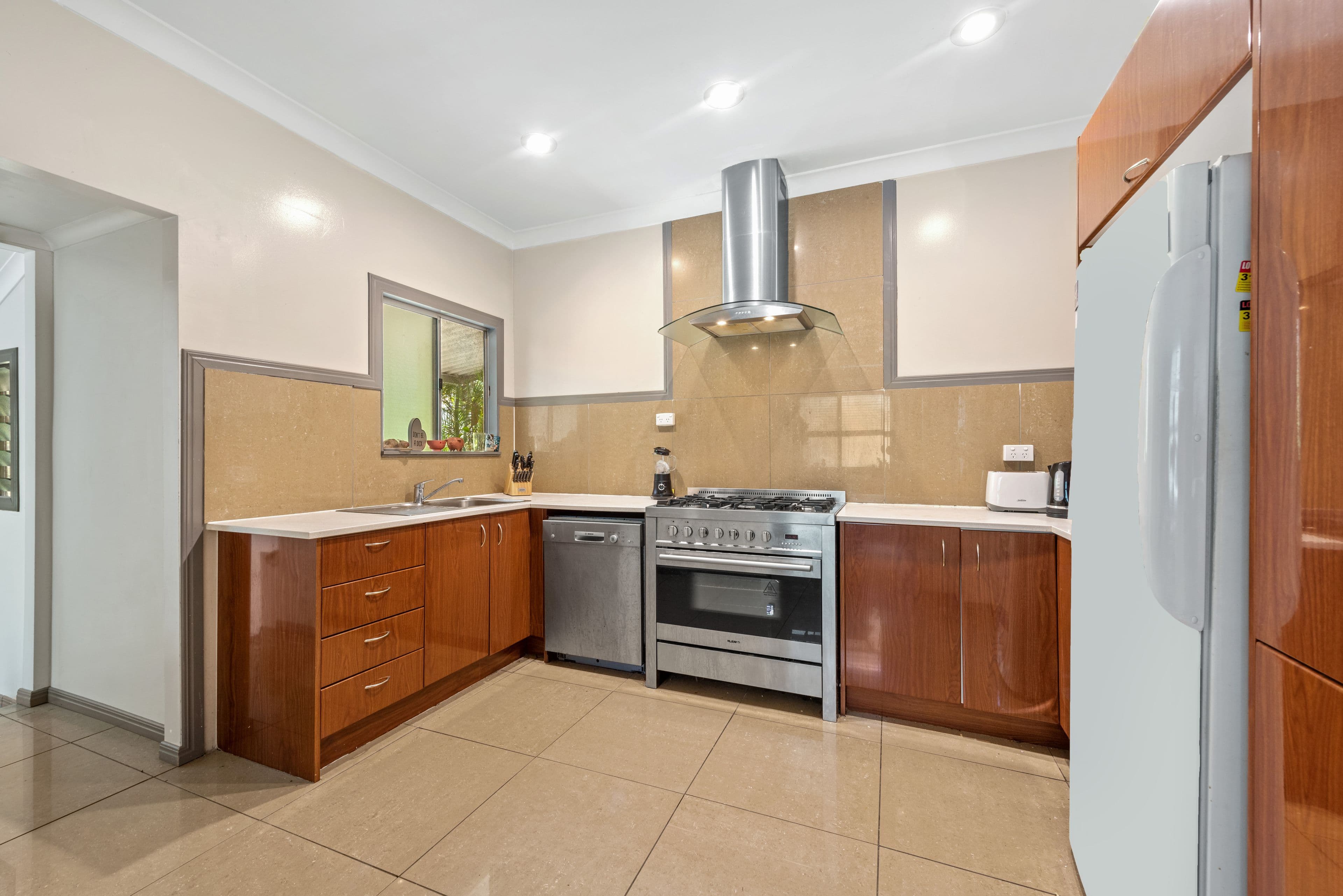 67 Pateena Street, Stafford QLD 4053, Stafford - Thumbnail 8