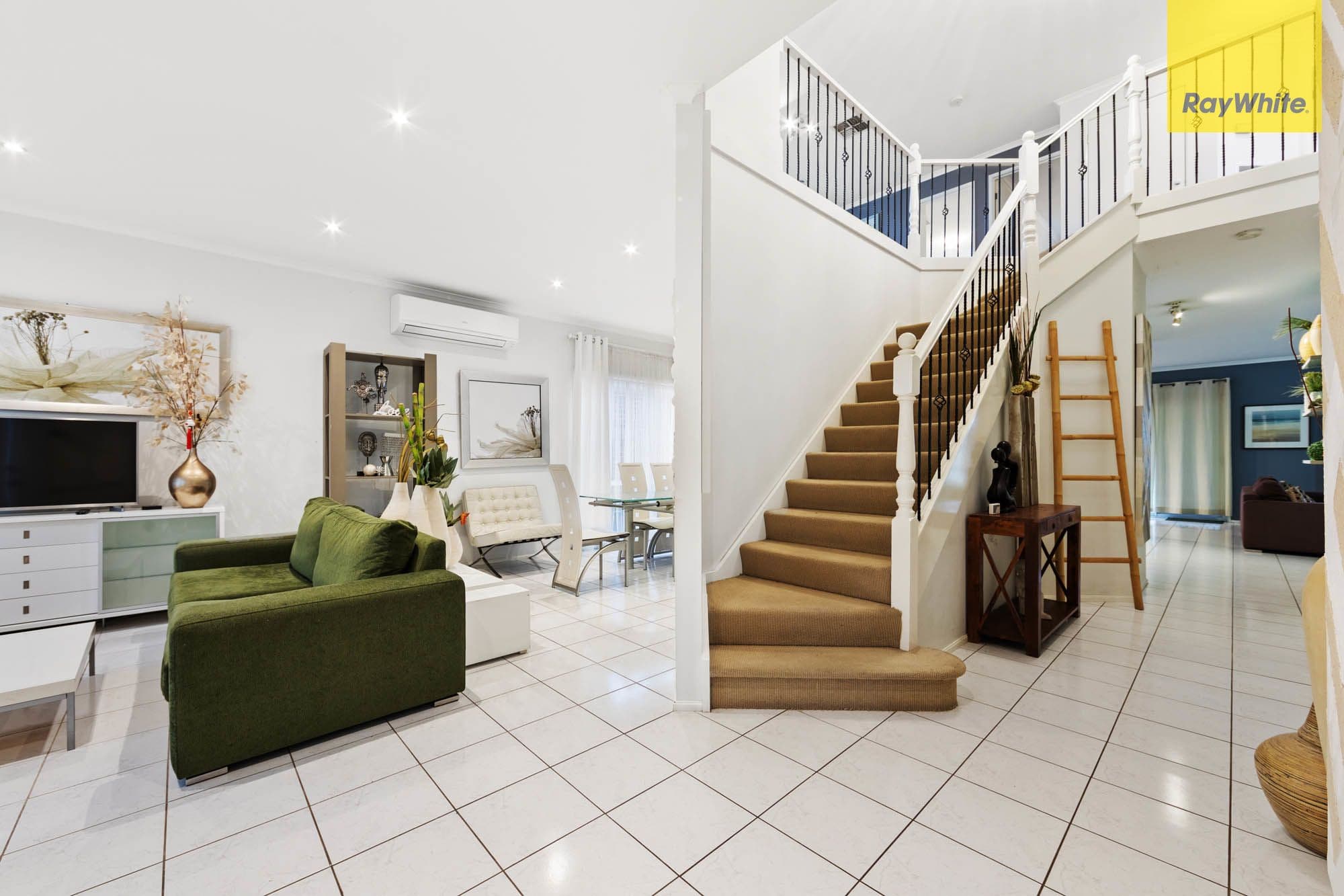 15 Delma Avenue, Cairnlea VIC 3023, Cairnlea - Thumbnail 2