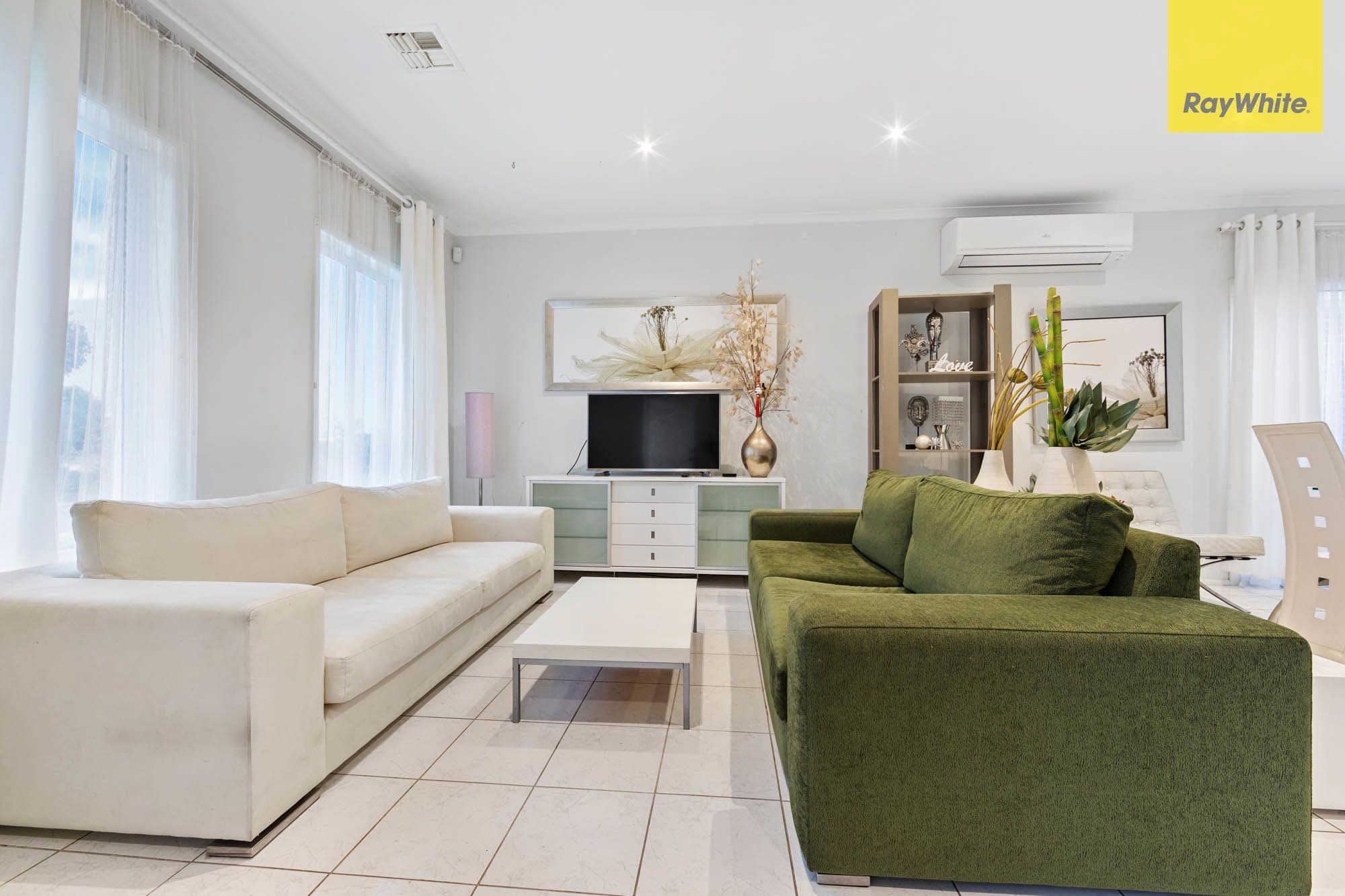 15 Delma Avenue, Cairnlea VIC 3023, Cairnlea - Thumbnail 3