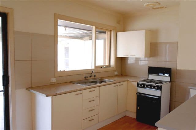 7 Rutherford Street, VALLEY VIEW SA 5093, Valley View - Thumbnail 6