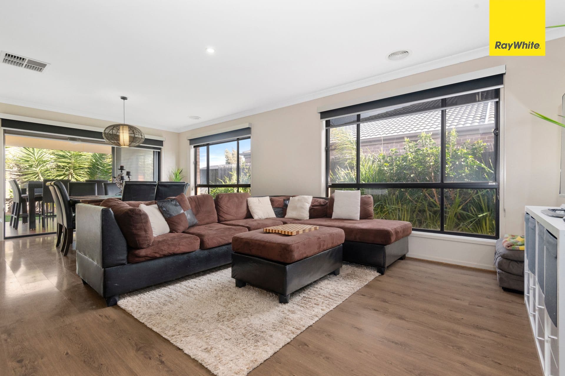 9 Amber Way, COBBLEBANK VIC 3338, Cobblebank - Thumbnail 8