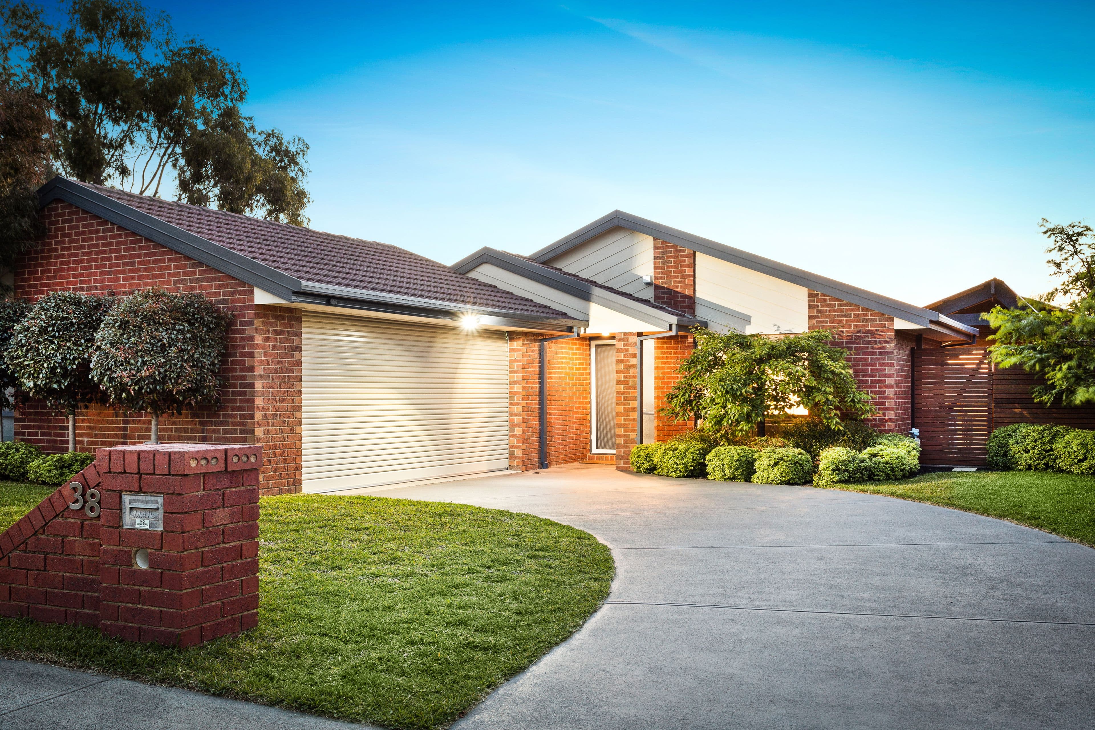 38 Broome Crescent, Cranbourne North VIC 3977, Cranbourne North - Image 1