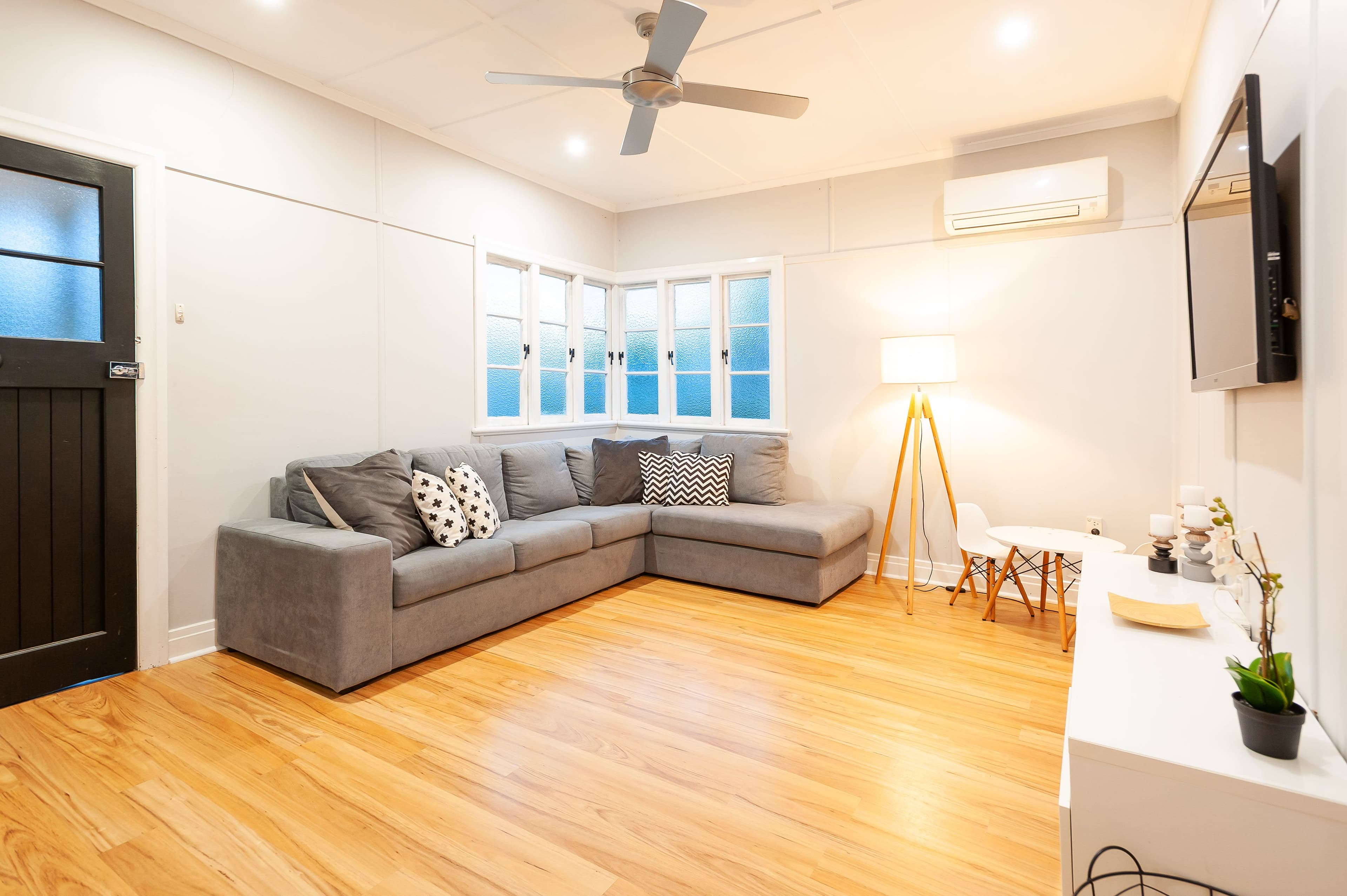 59 Canning Street, Holland Park QLD 4121, Holland Park - Thumbnail 2