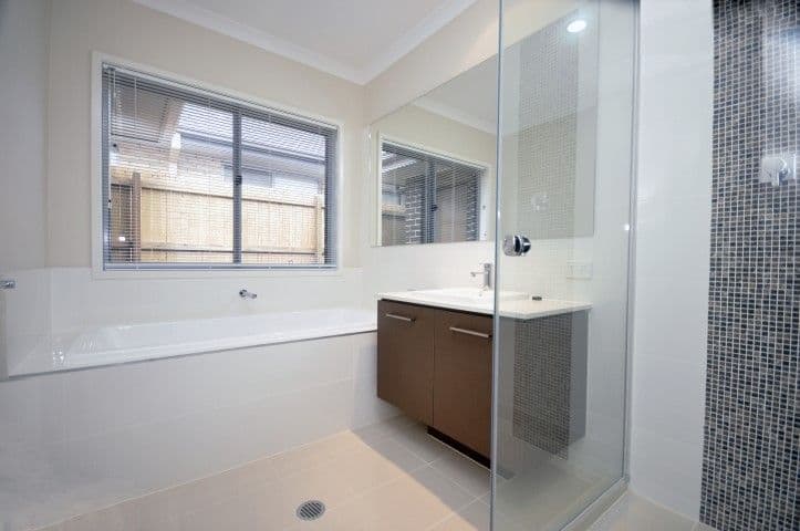 49 (Lot 1217) Stone Ridge Boulevard, Narangba QLD 4504, Narangba - Thumbnail 8