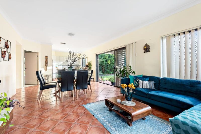 21 Hilas Circuit, Sunnybank Hills - Thumbnail 2