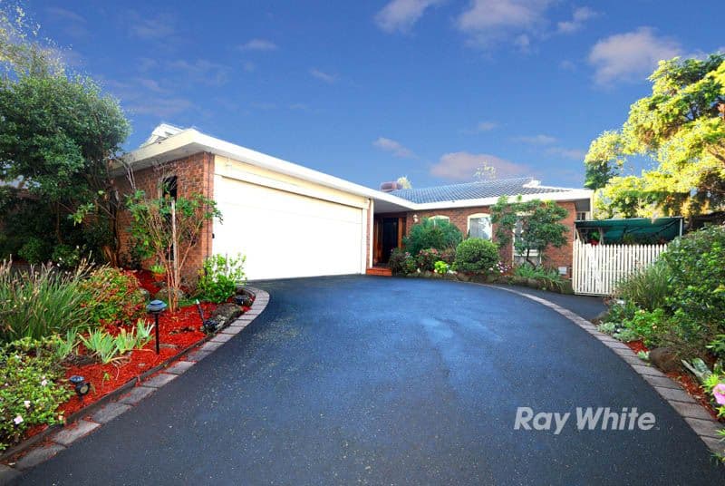 8 Tanderra Crescent, WANTIRNA VIC 3152, Wantirna - Image 1