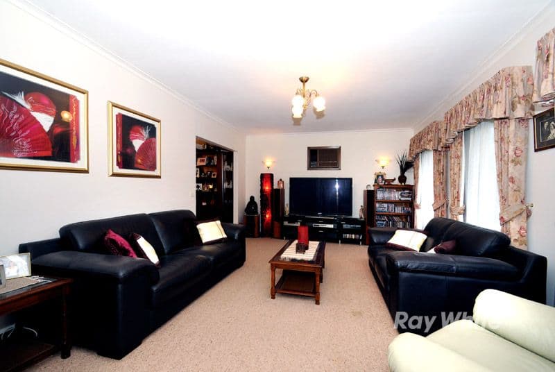 8 Tanderra Crescent, WANTIRNA VIC 3152, Wantirna - Thumbnail 8