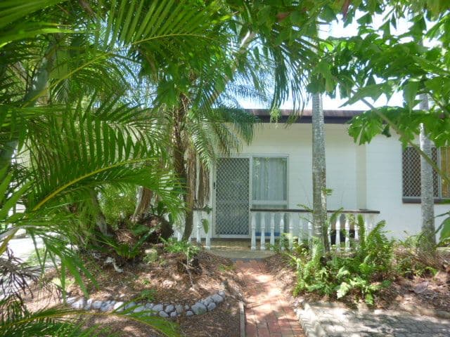 8 Mahab Street, KEWARRA BEACH QLD 4879, Kewarra Beach - Thumbnail 3