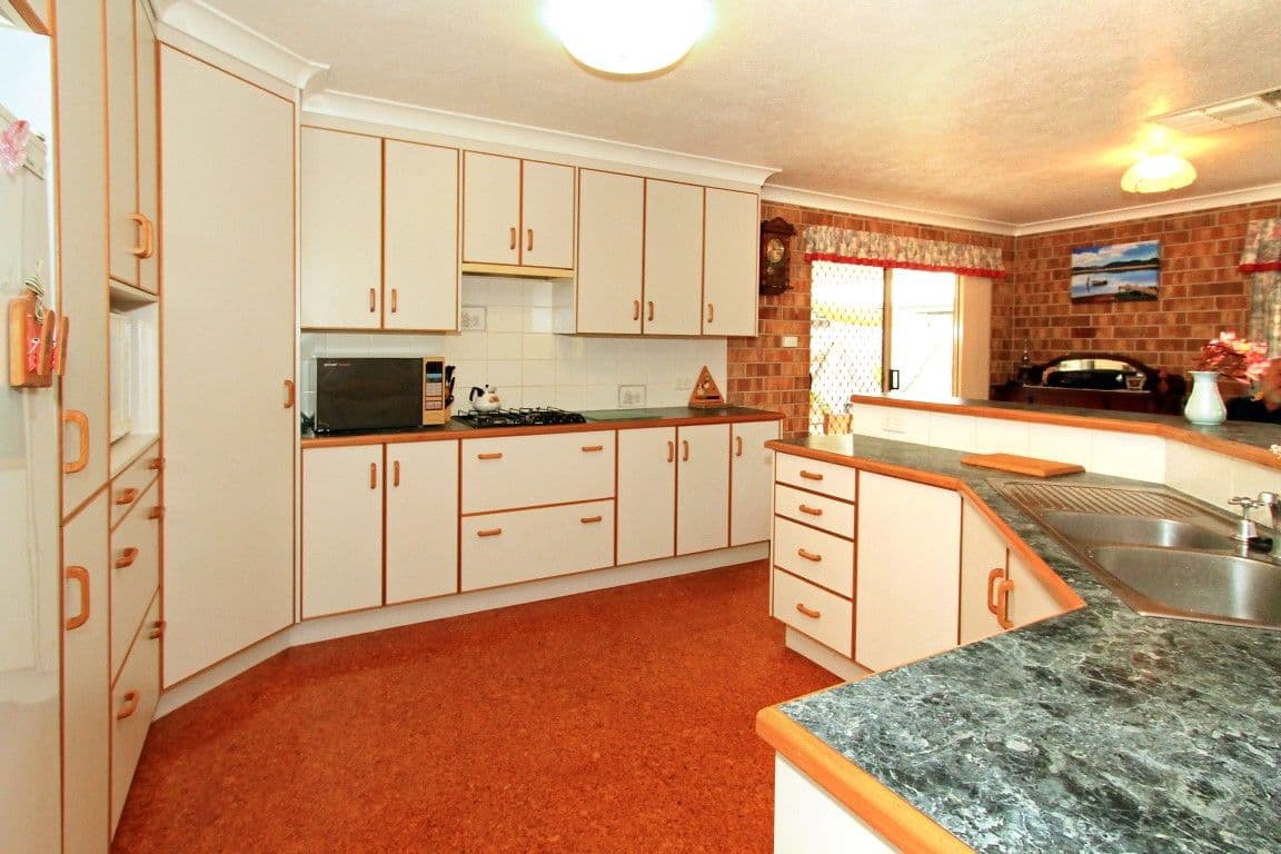 9 Mackay Street, LAKES CREEK QLD 4701, Lakes Creek - Thumbnail 3