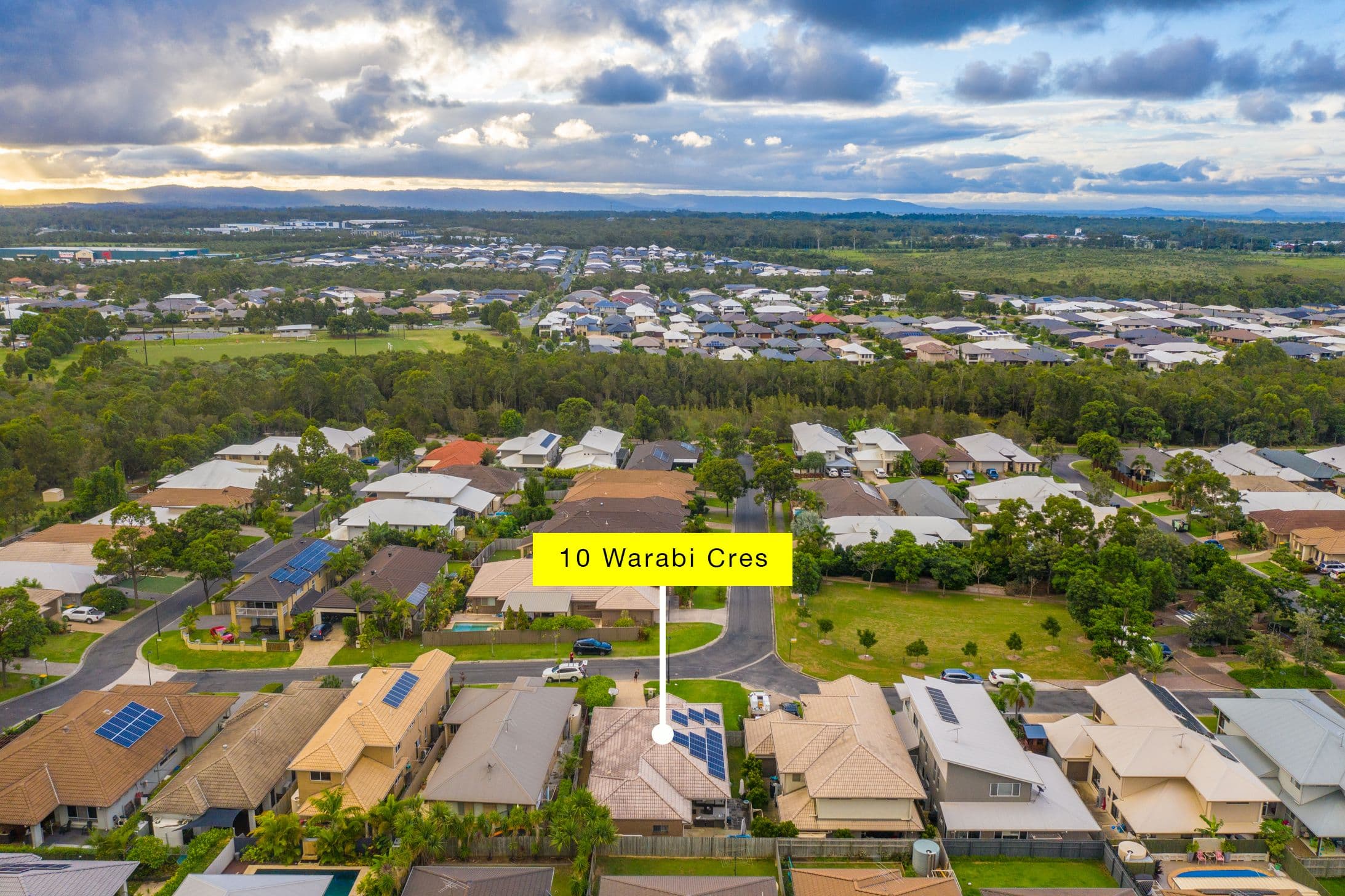 10 Warabi Crescent, North Lakes QLD 4509, North Lakes - Thumbnail 4