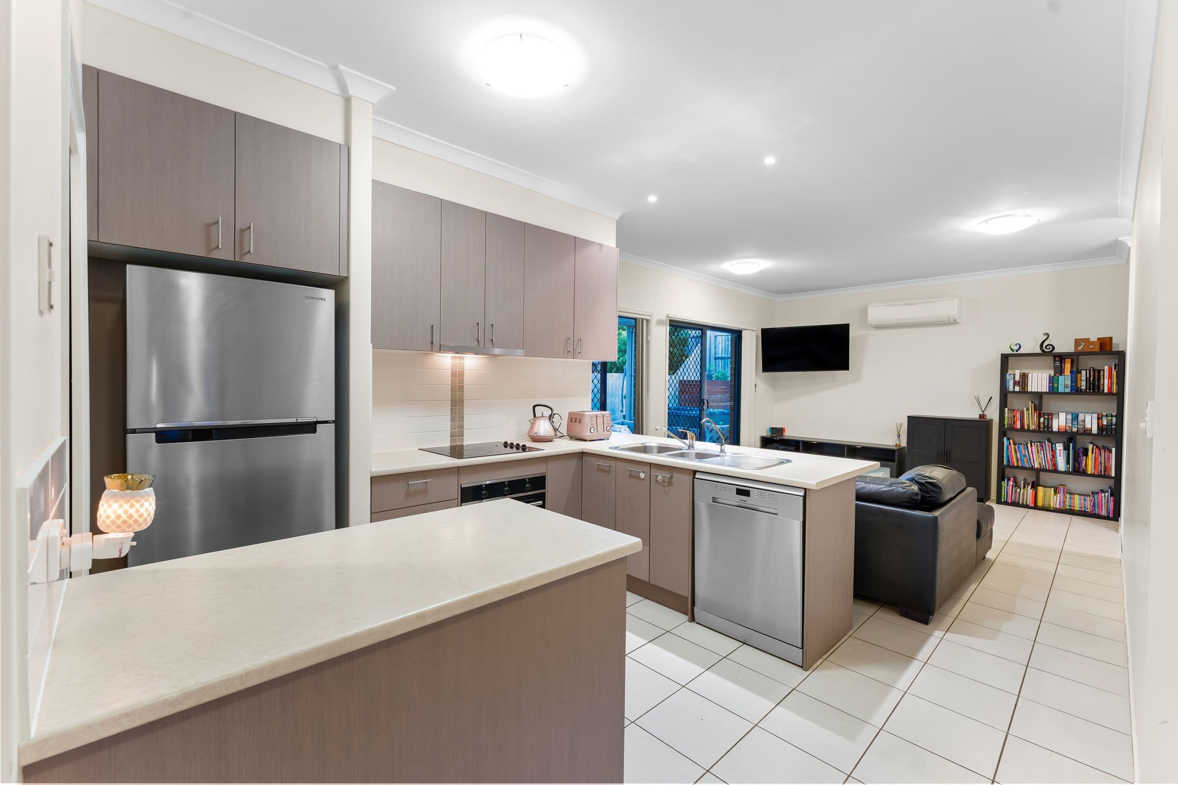 10 Warabi Crescent, North Lakes QLD 4509, North Lakes - Thumbnail 7