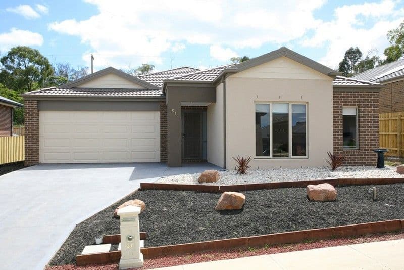 51 Cambridge Drive, BERWICK VIC 3806, Berwick - Image 1
