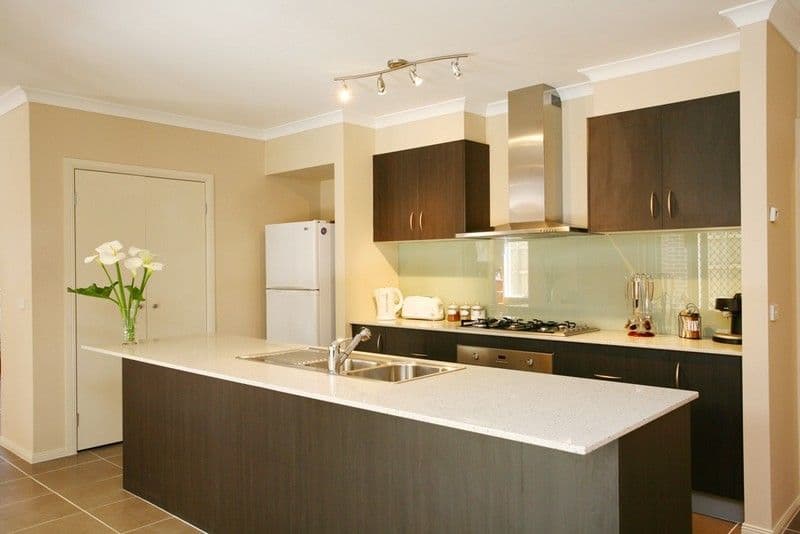 51 Cambridge Drive, BERWICK VIC 3806, Berwick - Thumbnail 2