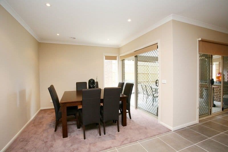 51 Cambridge Drive, BERWICK VIC 3806, Berwick - Thumbnail 8