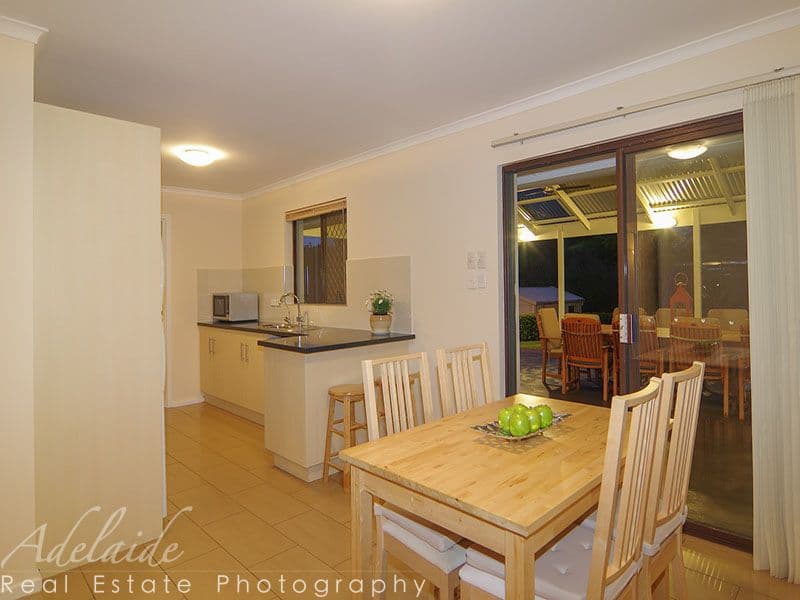 31 Sandow Crescent, COROMANDEL VALLEY SA 5051, Coromandel Valley - Thumbnail 2