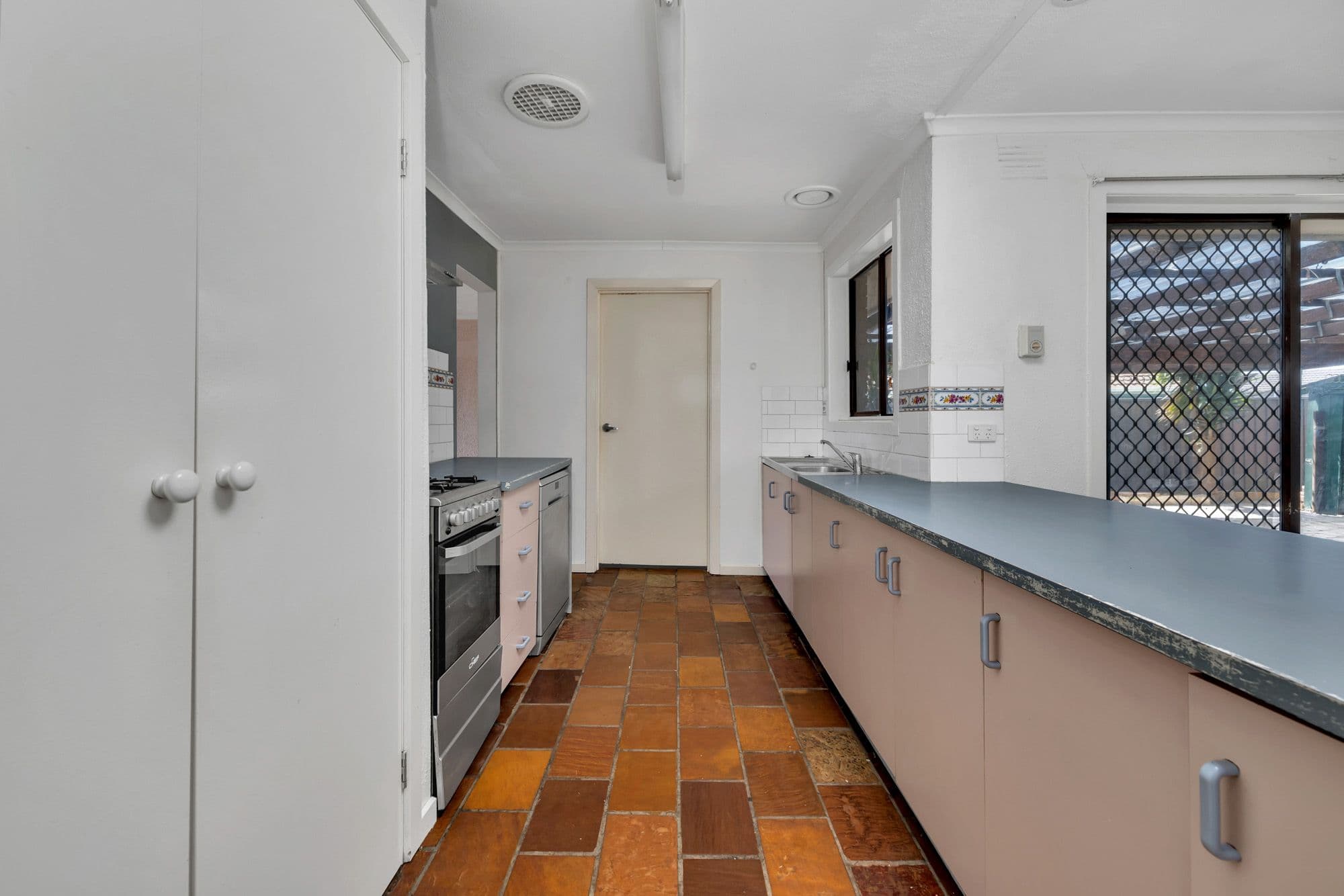 2 Intervale Drive, Wyndham Vale VIC 3024, Wyndham Vale - Thumbnail 4