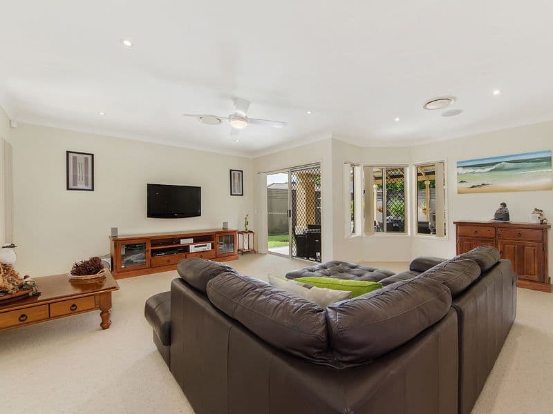 159 Dunlin Drive, Burleigh Waters QLD 4220, Burleigh Waters - Thumbnail 6