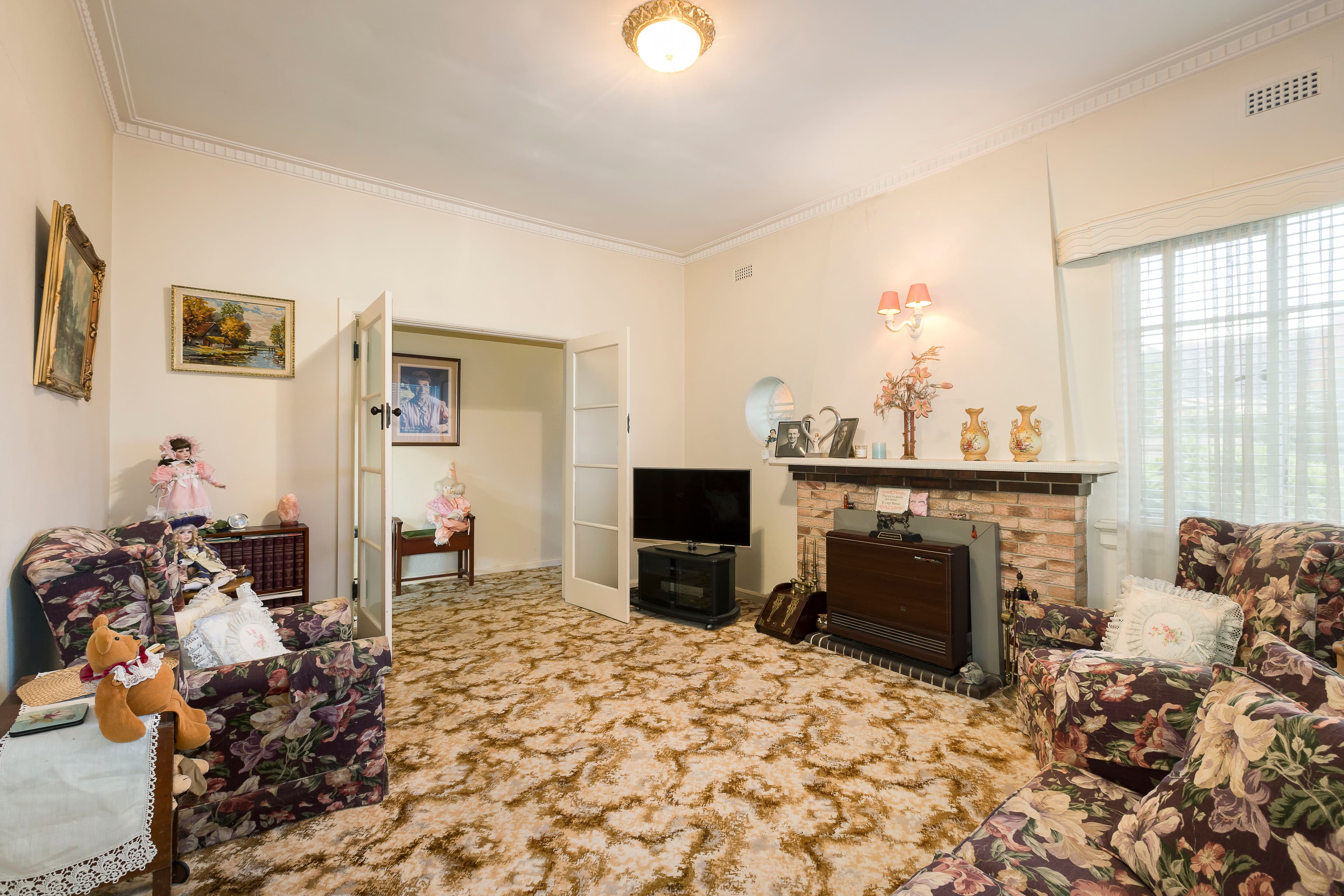 1 Rendell Court, Hughesdale VIC 3166, Hughesdale - Thumbnail 2