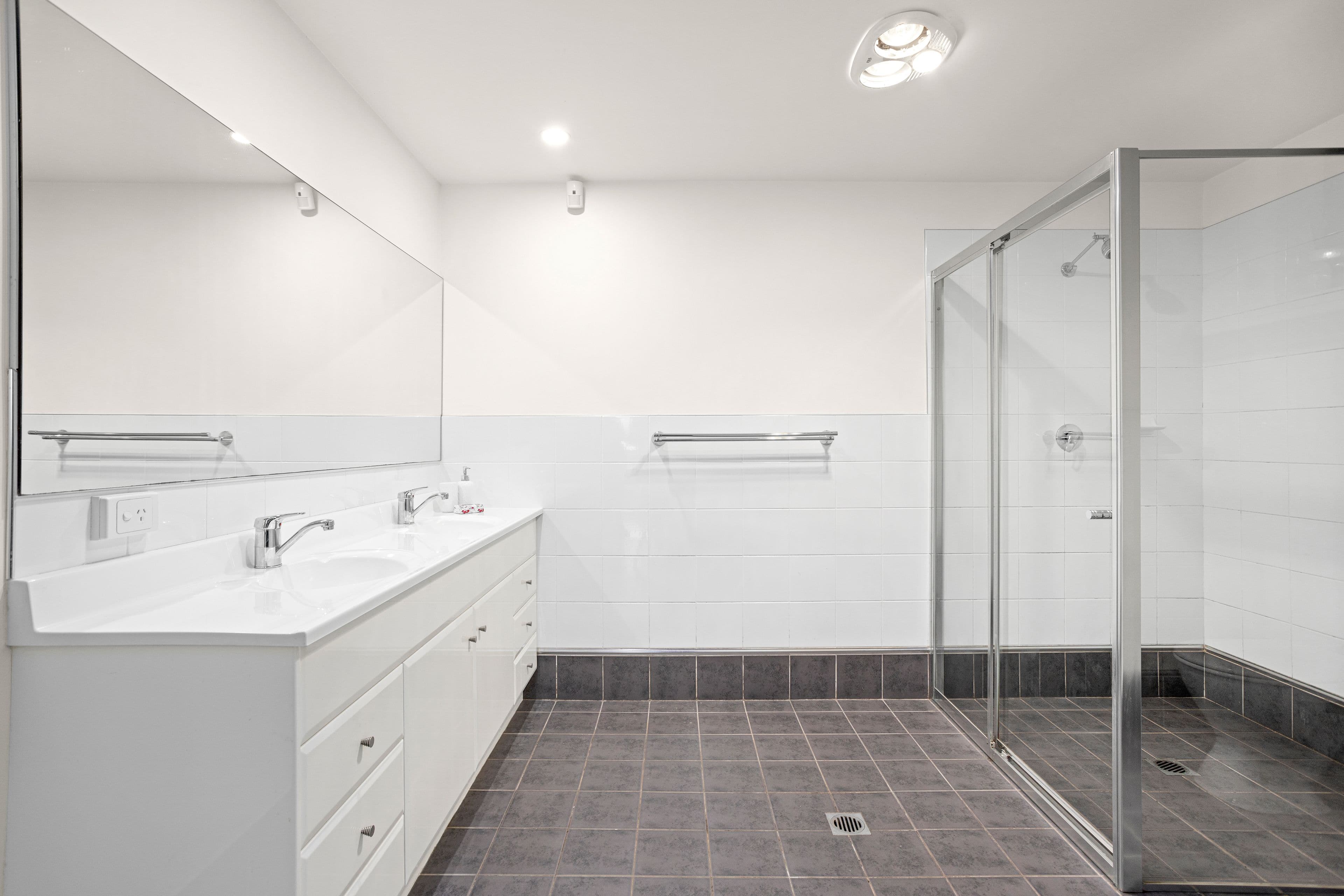 56 Beverley Avenue, Unanderra NSW 2526, Unanderra - Thumbnail 8