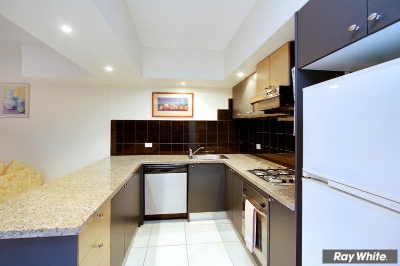 69A Hampden Street, MORNINGTON VIC 3931, Mornington - Thumbnail 3