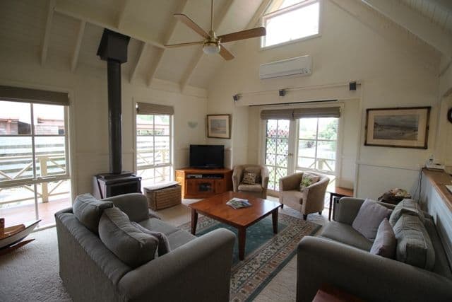 8 Wencliff Court, Newhaven VIC 3925, Newhaven - Thumbnail 2
