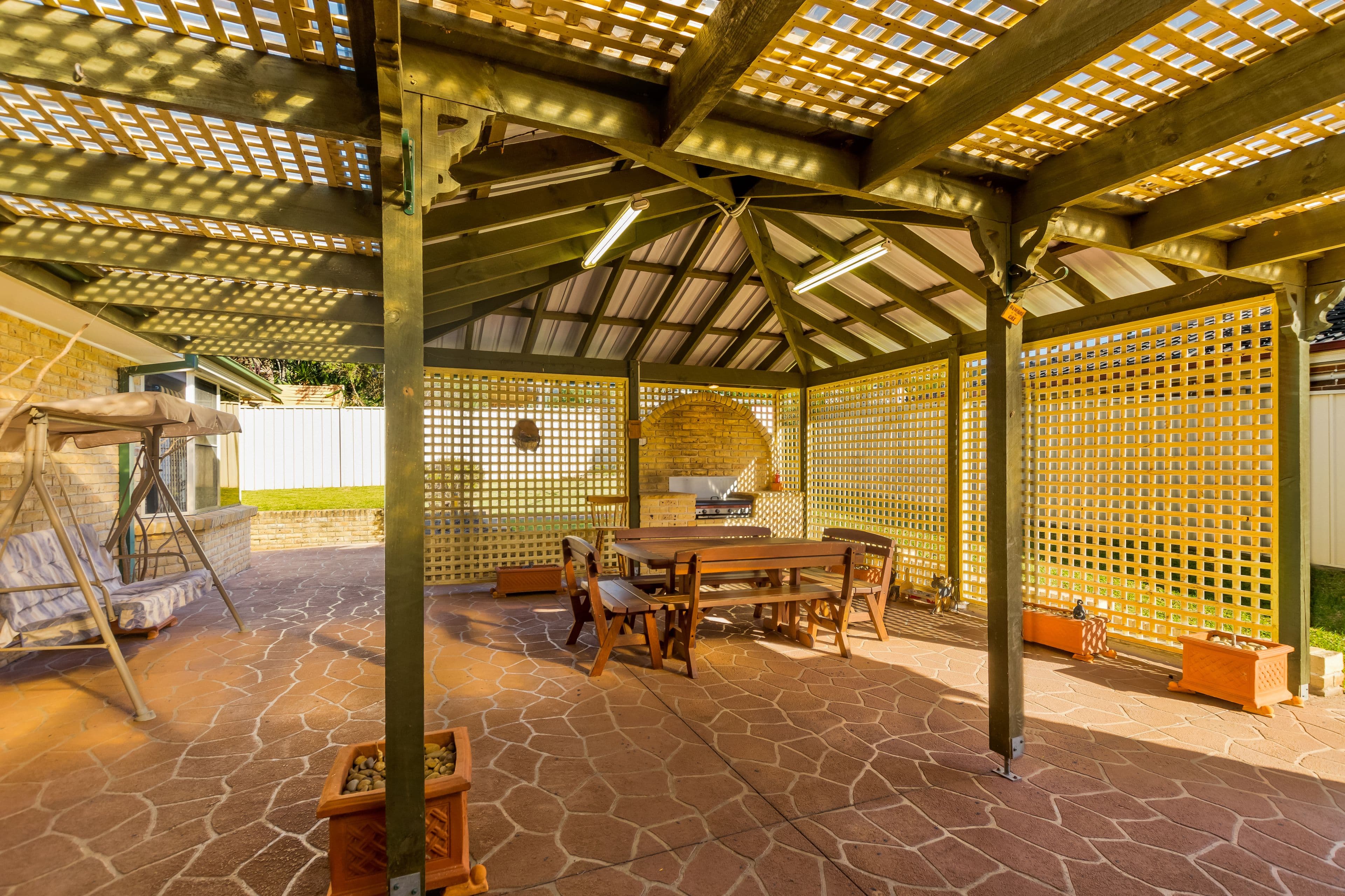 18 Ashton Vale Grove, Horsley - Thumbnail 8