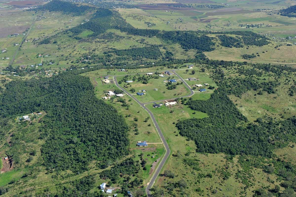 13 Hilltop Drive, Gowrie Junction QLD 4352, Gowrie Junction - Thumbnail 3