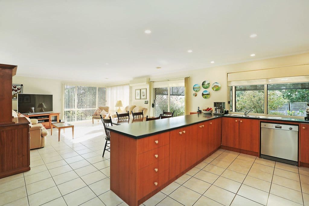 22 Gwinganna Drive, Clifton Springs VIC 3222, Clifton Springs - Thumbnail 2