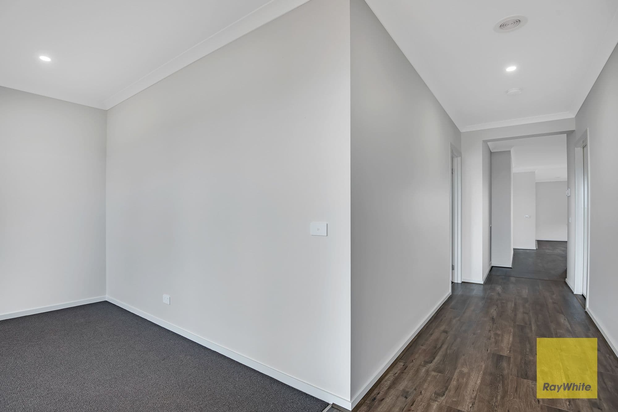 18 Lina Way, Melton South VIC 3338, Melton South - Thumbnail 3