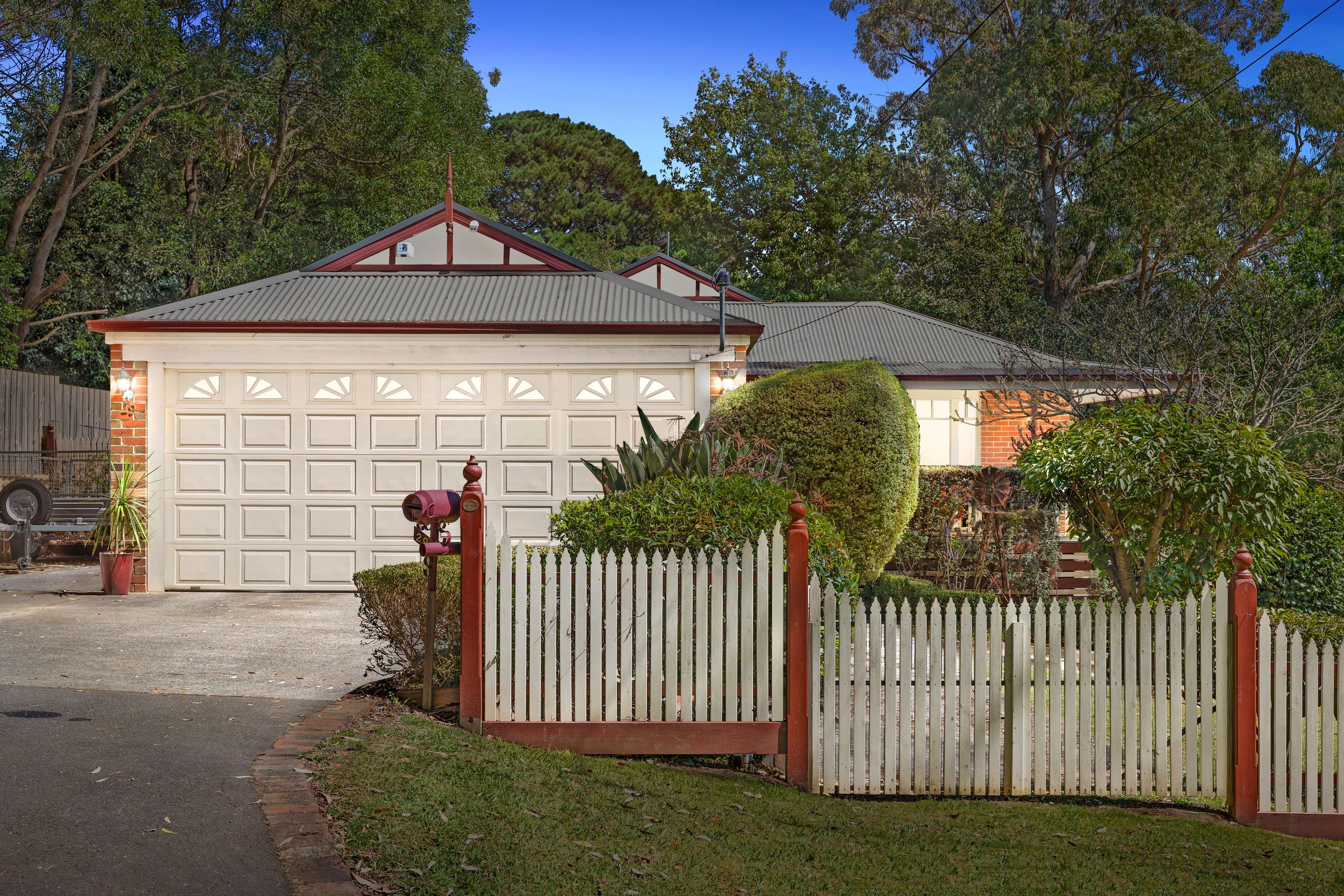 29 Hakea Street, Tecoma VIC 3160, Tecoma - Thumbnail 2