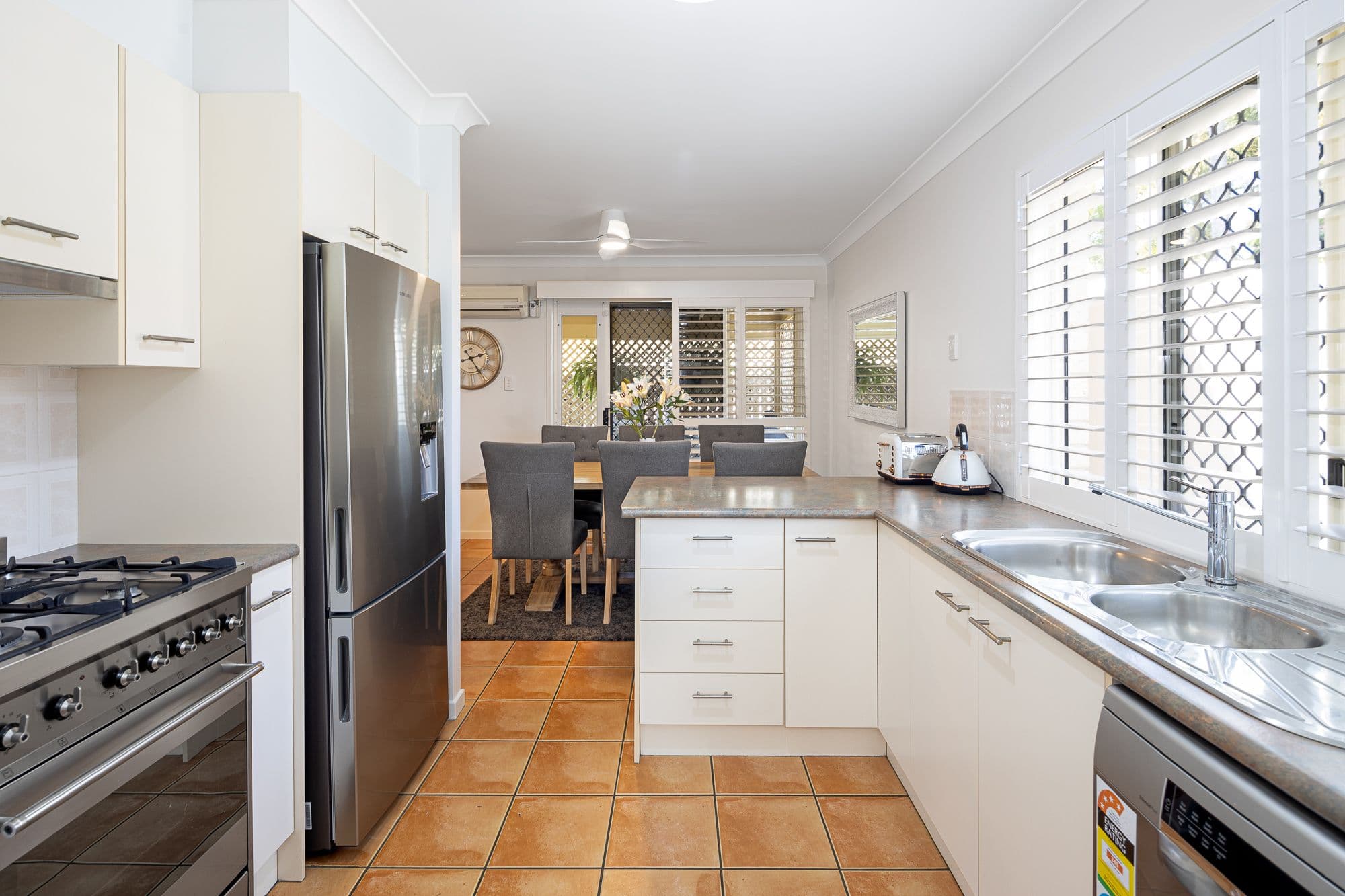 25 Williams Street, Redcliffe QLD 4020, Redcliffe - Thumbnail 4