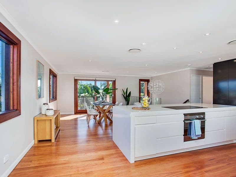 60 Acanthus Avenue, Burleigh Heads QLD 4220, Burleigh Heads - Thumbnail 5