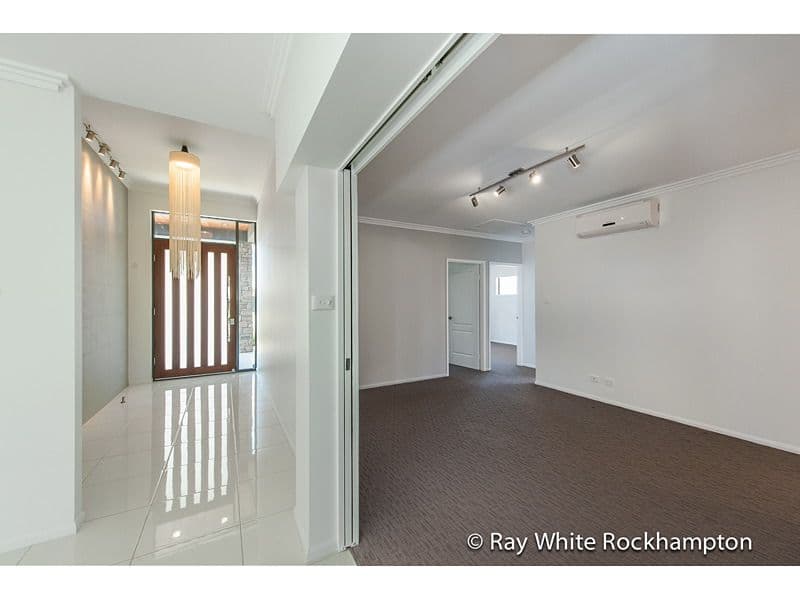 22 Tamarind Avenue, NORMAN GARDENS QLD 4701, Norman Gardens - Thumbnail 3