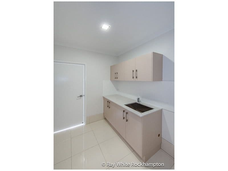 22 Tamarind Avenue, NORMAN GARDENS QLD 4701, Norman Gardens - Thumbnail 7