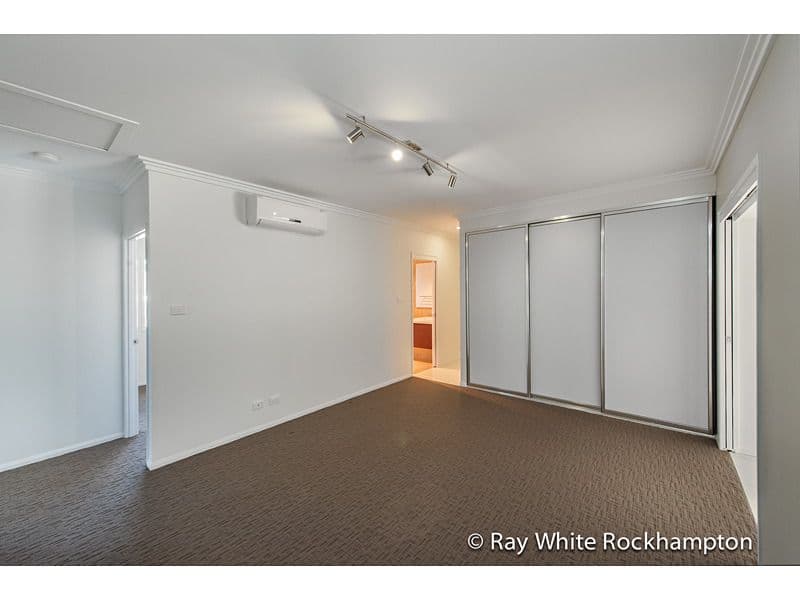 22 Tamarind Avenue, NORMAN GARDENS QLD 4701, Norman Gardens - Thumbnail 8