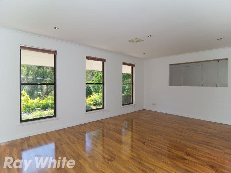 34 Sandow Crescent, COROMANDEL VALLEY SA 5051, Coromandel Valley - Thumbnail 4