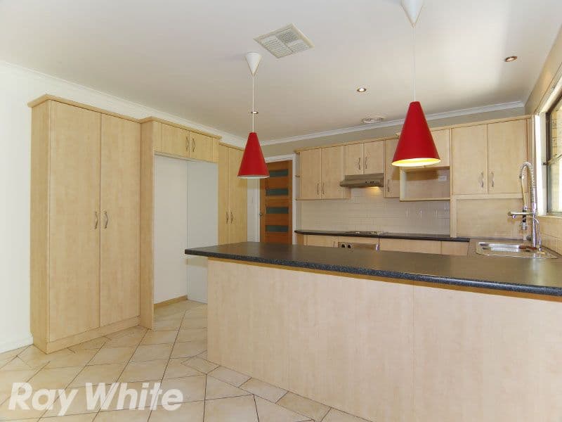 34 Sandow Crescent, COROMANDEL VALLEY SA 5051, Coromandel Valley - Thumbnail 5