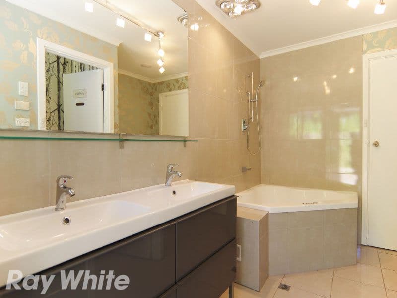 34 Sandow Crescent, COROMANDEL VALLEY SA 5051, Coromandel Valley - Thumbnail 7