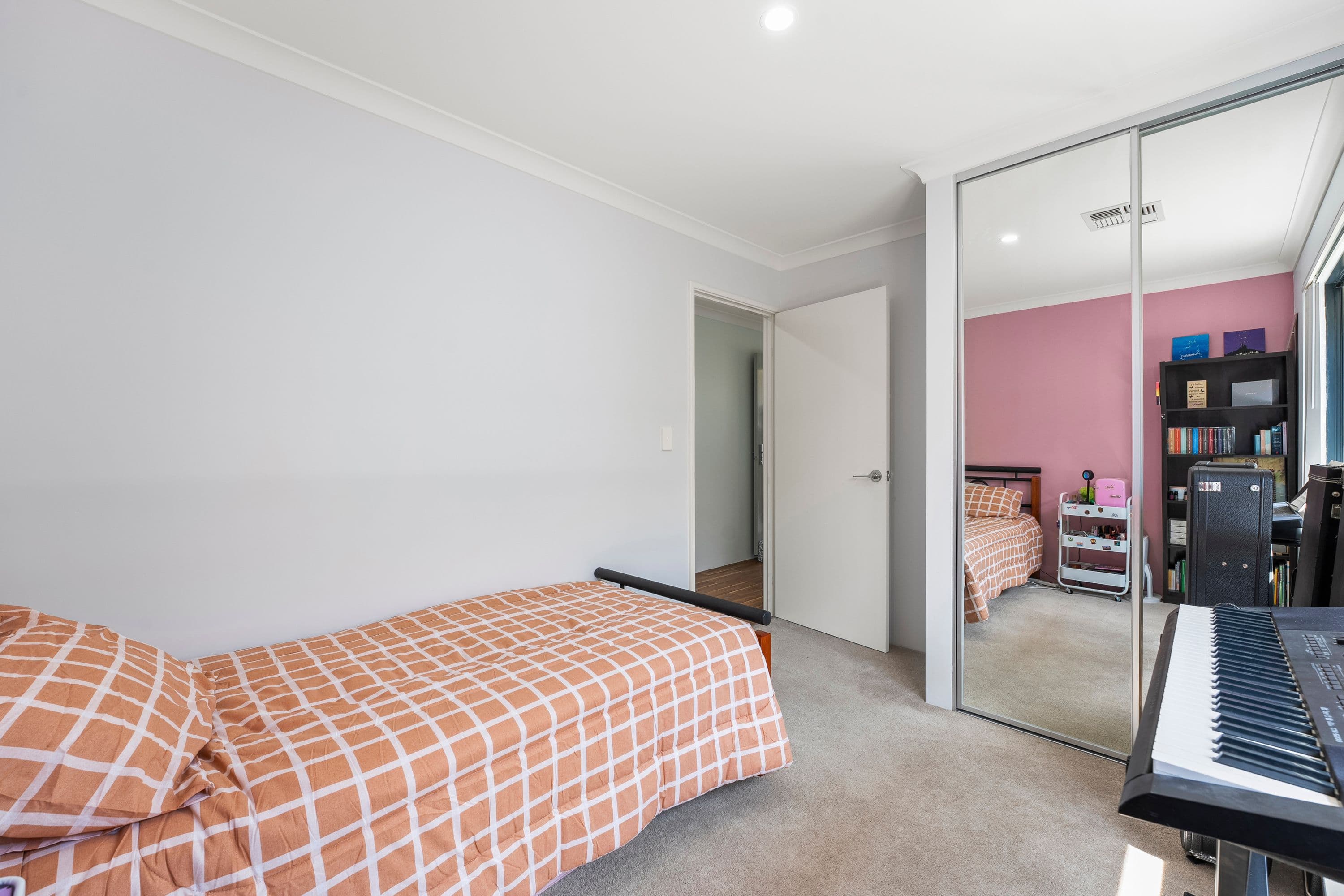 9 Seacliff Approach, Madora Bay WA 6210, Madora Bay - Thumbnail 8