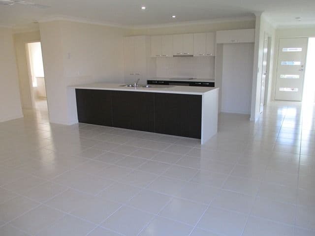 30-32 Bookara Gum Crescent, Mount Low QLD 4818, Mount Low - Thumbnail 3