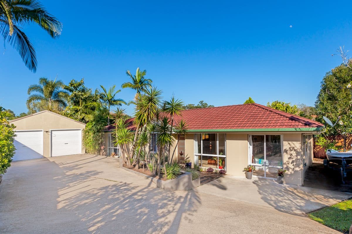 15 & 15A Shakespeare Avenue, Mooroolbark, Mooroolbark - Image 1