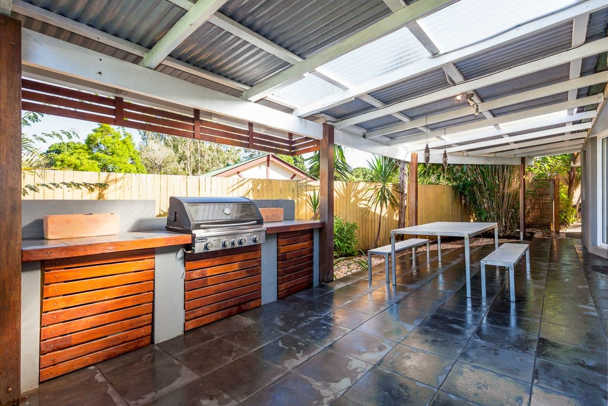 15 & 15A Shakespeare Avenue, Mooroolbark, Mooroolbark - Thumbnail 2