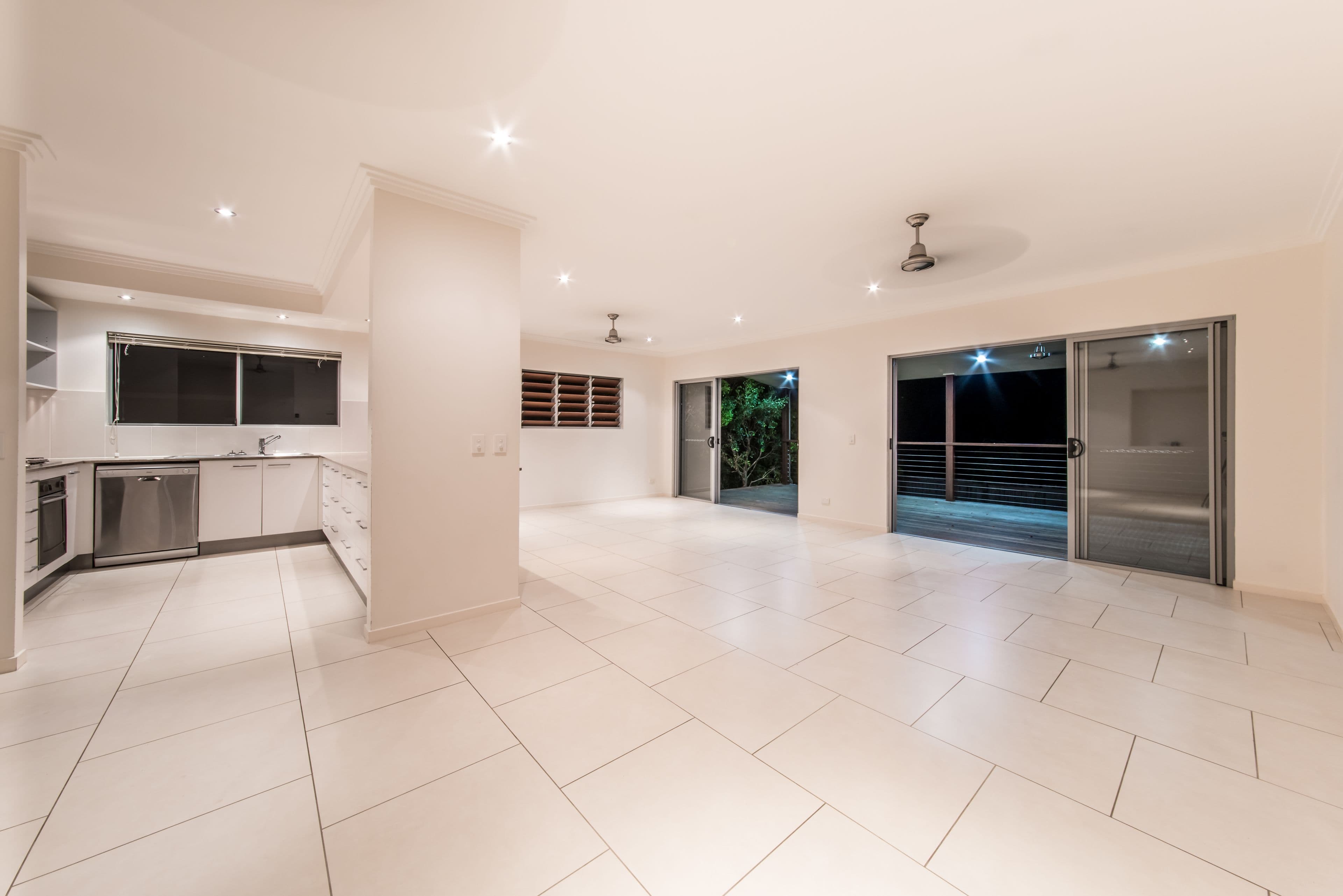 31 Sunset Drive, Jubilee Pocket QLD 4802, Jubilee Pocket - Thumbnail 2