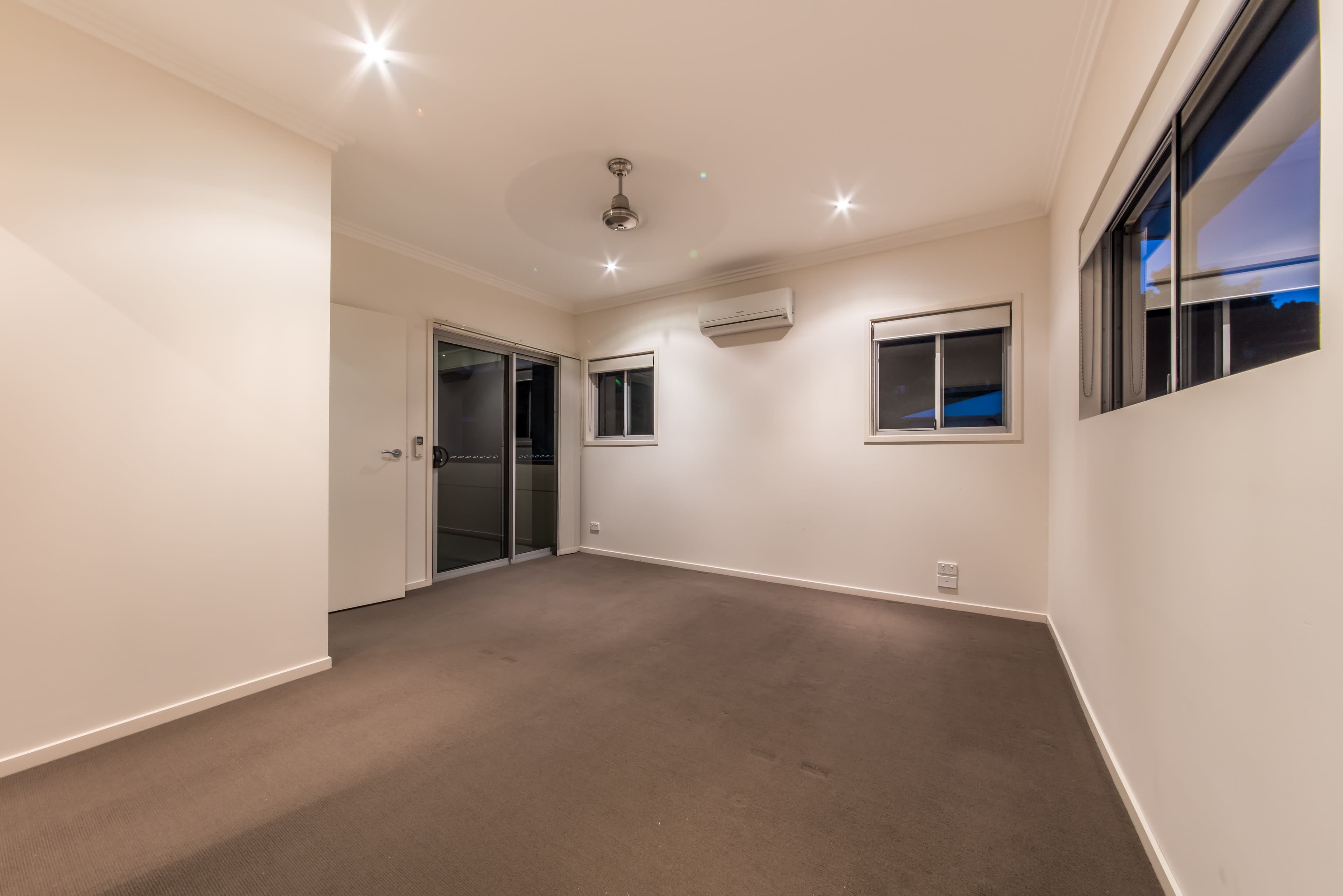 31 Sunset Drive, Jubilee Pocket QLD 4802, Jubilee Pocket - Thumbnail 6