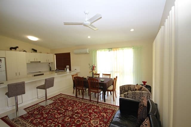 19 Maidenhair Drive, BEERWAH QLD 4519, Beerwah - Thumbnail 6