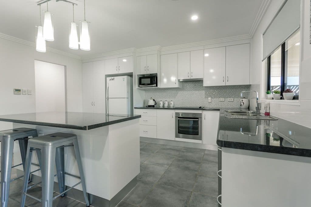 20 Maranda Street, Emerald QLD 4720, Emerald - Thumbnail 6