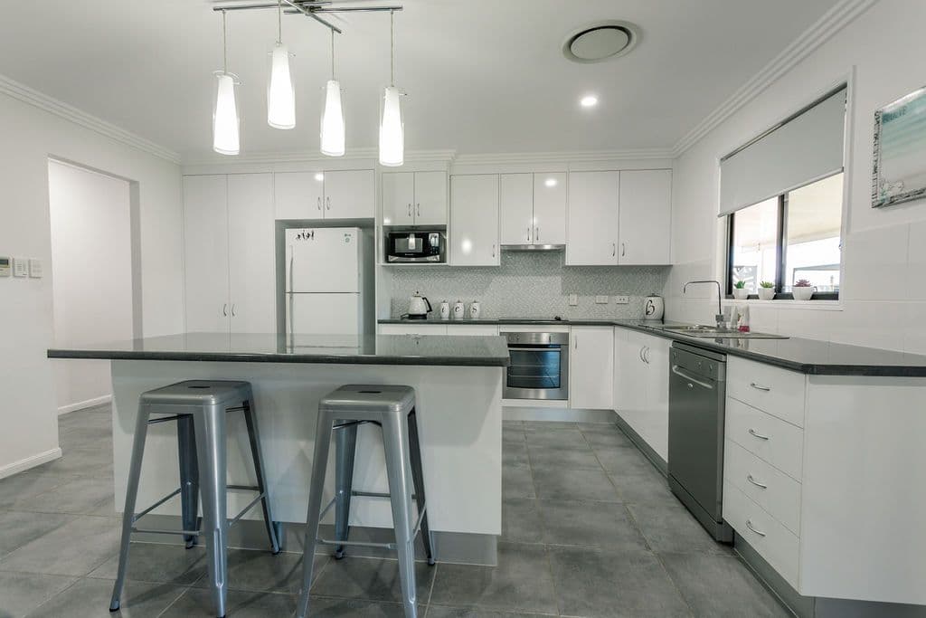 20 Maranda Street, Emerald QLD 4720, Emerald - Thumbnail 7
