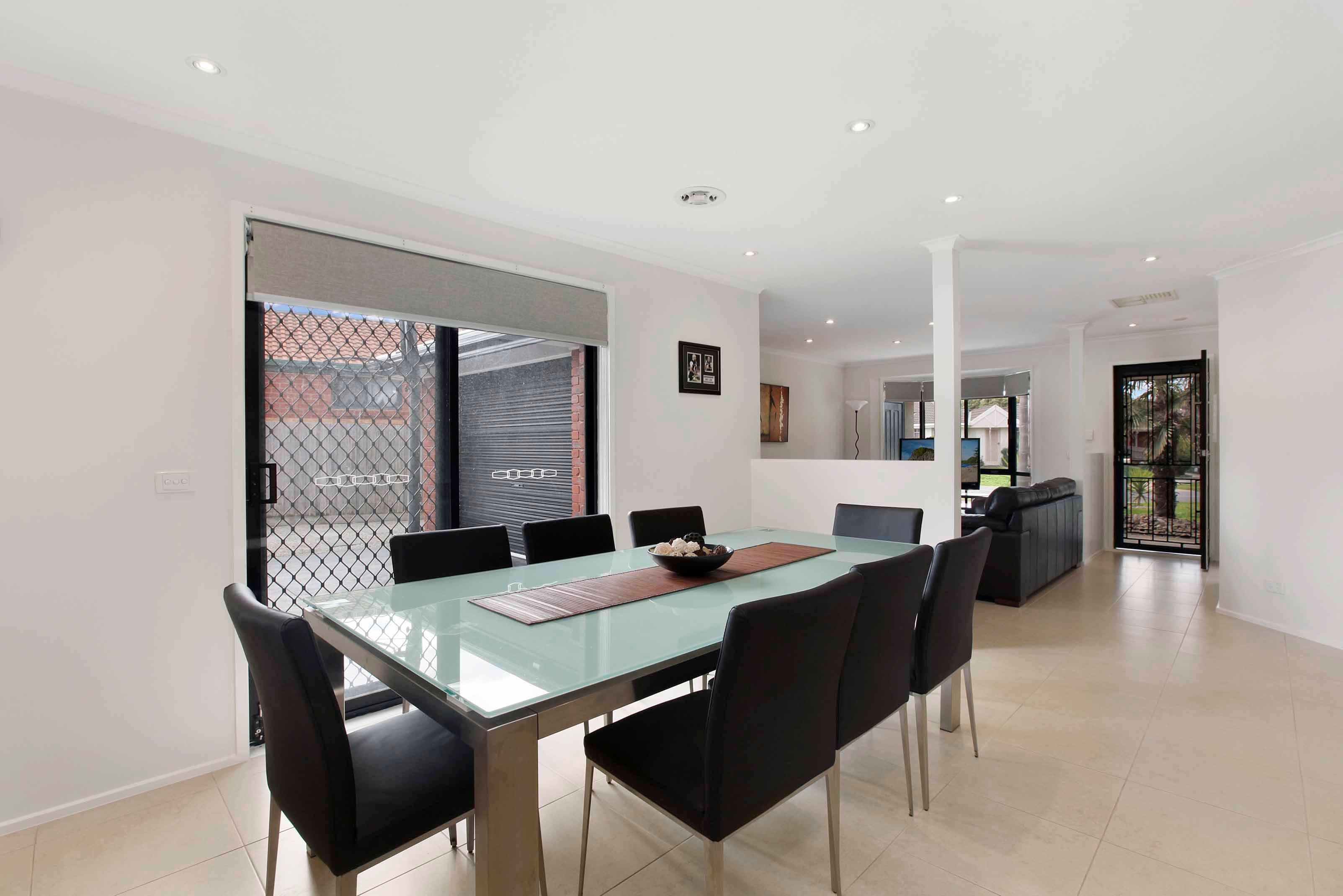 6 Greenview Court, Epping VIC 3076, Epping - Thumbnail 3